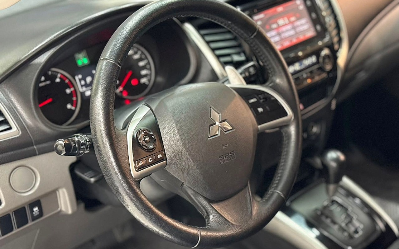 imagem-https://www.socarrao.com.br/sc-vehicle-images-prod/2534297/1784896193555-Q0FPQSBDSEVSWSBUSUdHTzVYIFBSTyBIRVYgLSAyMDIzIC0gQlJBTkNPIC0gUlhYOEc4NyAoMTkpLmpwZw.jpg