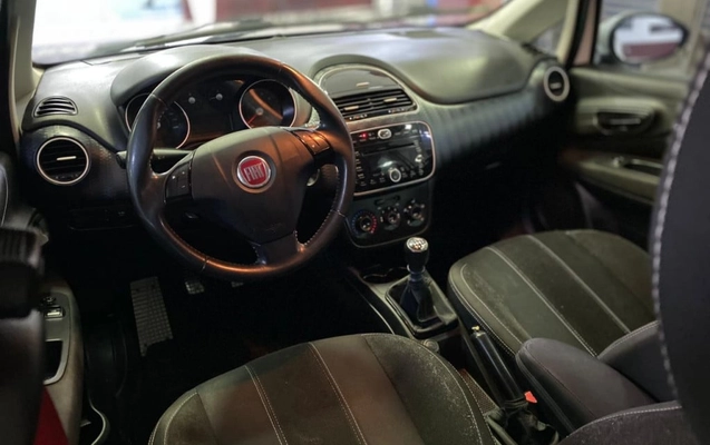 imagem-https://www.socarrao.com.br/sc-vehicle-images-prod/2534387/1789238041392-vehicle_image_1781197918_4566c4b576d56ea07812735b4896a23d.jpeg