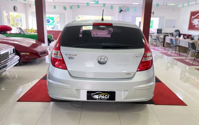 imagem-https://www.socarrao.com.br/sc-vehicle-images-prod/2534429/1785781415923-vehicle_image_1783360315_6c6cc63bb2bc31104d3e1cf351169abe.jpeg