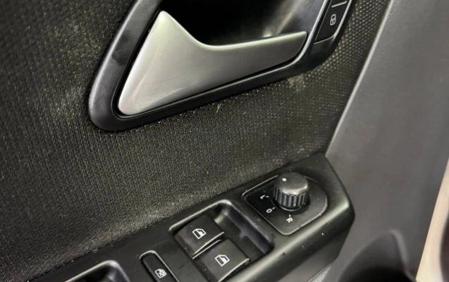 imagem-https://www.socarrao.com.br/sc-vehicle-images-prod/2534535/1789560075543-vehicle_image_1781803943_bded99bc2a6fbccd078b45716bae50e3.jpeg