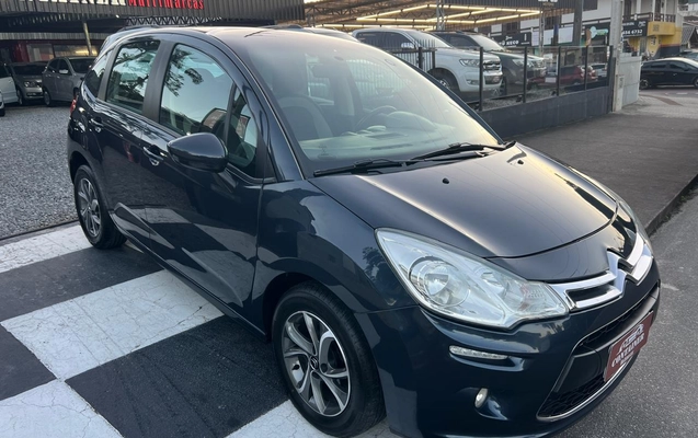 imagem-https://www.socarrao.com.br/sc-vehicle-images-prod/2534551/1783601554746-003_bb543b70aec4bc61012fd0d0dfbb2dd9.jpg