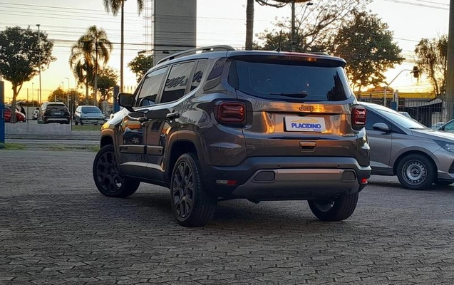 imagem-https://www.socarrao.com.br/sc-vehicle-images-prod/2534882/1789668372028-8259439_1_B_7774e48d89.jpeg