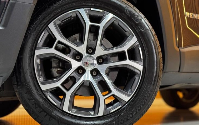 imagem-https://www.socarrao.com.br/sc-vehicle-images-prod/2534958/1787926818939-8233211_3_B_6aff0d3ca1.jpeg