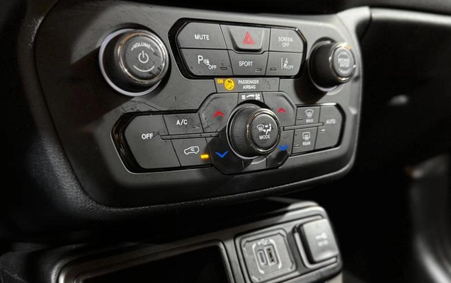 imagem-https://www.socarrao.com.br/sc-vehicle-images-prod/2534958/1787926818958-8233211_15_B_9e0563bdc1.jpeg