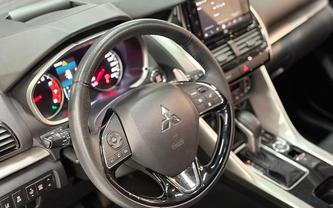 imagem-https://www.socarrao.com.br/sc-vehicle-images-prod/2535307/1784119909334-TUlUU1VCSVNISSBFQ0xJUFNFIEhQRS1TIEFXQyAtIDIwMjUgLSBQUkVUTyAtIFNGSTVGMDQgKDE3KS5qcGc.jpg