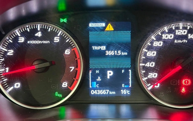 imagem-https://www.socarrao.com.br/sc-vehicle-images-prod/2535307/1784119909573-TUlUU1VCSVNISSBFQ0xJUFNFIEhQRS1TIEFXQyAtIDIwMjUgLSBQUkVUTyAtIFNGSTVGMDQgKDIxKS5qcGc.jpg