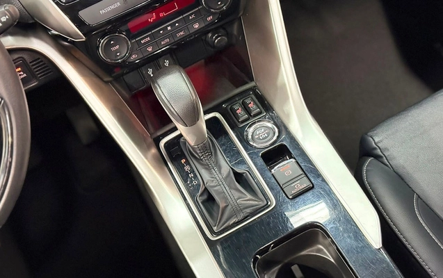 imagem-https://www.socarrao.com.br/sc-vehicle-images-prod/2535307/1784119909796-TUlUU1VCSVNISSBFQ0xJUFNFIEhQRS1TIEFXQyAtIDIwMjUgLSBQUkVUTyAtIFNGSTVGMDQgKDE5KS5qcGc.jpg
