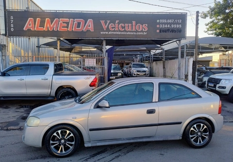 Chevrolet Astra 2005 Bege — foto 1 de 3