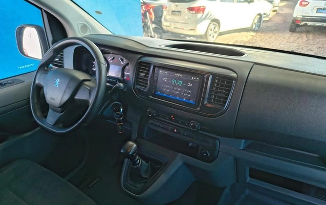 imagem-https://www.socarrao.com.br/sc-vehicle-images-prod/2535390/1789132335897-8261781_2_B_c92726aada.jpeg