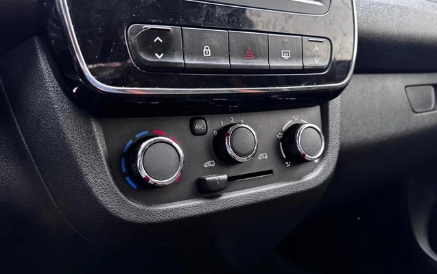 imagem-https://www.socarrao.com.br/sc-vehicle-images-prod/2535597/1787253255437-8252119_8_B_80acc4156e.jpeg