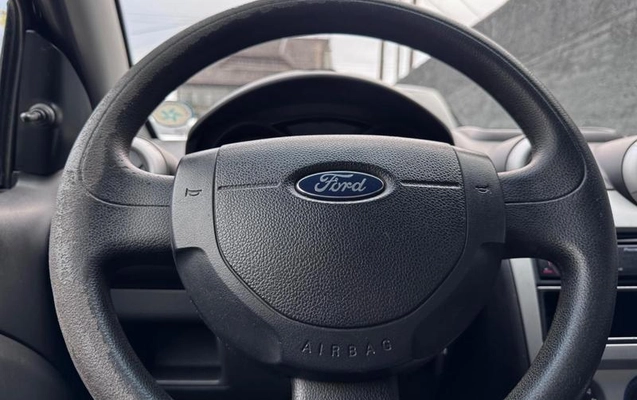 imagem-https://www.socarrao.com.br/sc-vehicle-images-prod/2535925/1786027054293-8238000_7_B_3f27e72425.jpeg
