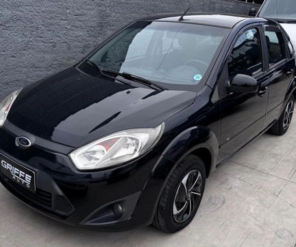 Ford Fiesta 2014 Preto — foto 1 de 3