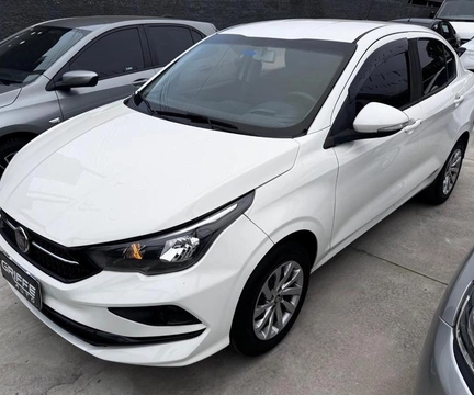 Fiat Cronos 1.3 8V Flex 2019 Branco — foto 1 de 3