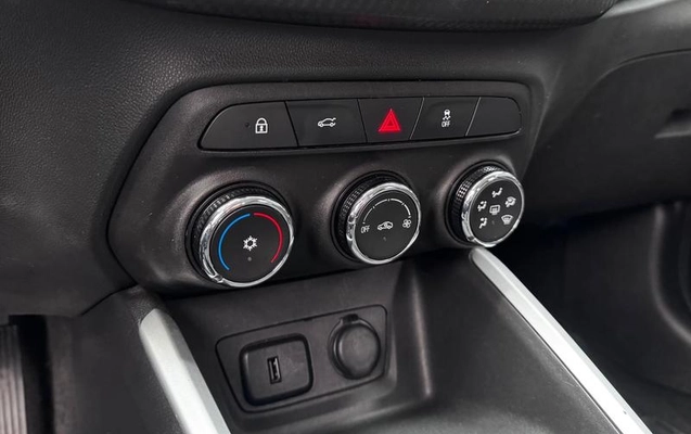 imagem-https://www.socarrao.com.br/sc-vehicle-images-prod/2536043/1786027058658-8238639_7_B_b81d690997.jpeg