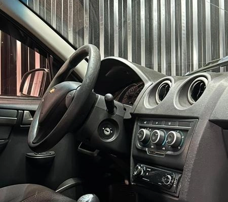 imagem-https://www.socarrao.com.br/sc-vehicle-images-prod/2536103/1790269969351-8145470_13_B_cdf924551d.jpeg
