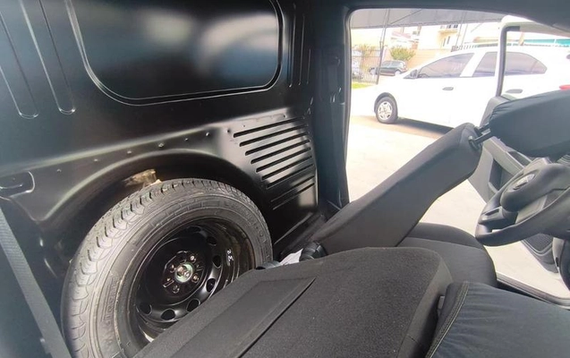 imagem-https://www.socarrao.com.br/sc-vehicle-images-prod/2536216/1790272361366-7926918_6_B_9941f13f3e.jpeg