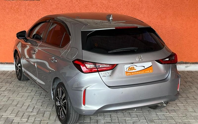 imagem-https://www.socarrao.com.br/sc-vehicle-images-prod/2536345/1786378509046-8251437_11_B_4689af5ffe.jpeg