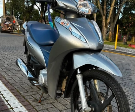Honda BIZ 125/125i Flex 2021 Prata — foto 1 de 3