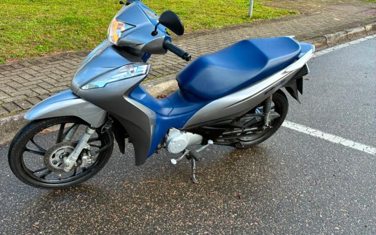 imagem-https://www.socarrao.com.br/sc-vehicle-images-prod/2536367/1783607860436-V2hhdHNBcHAgSW1hZ2UgMjAyNi0wNy0wOSBhdCAxMS4zNi4zMy5qcGVn.jpeg