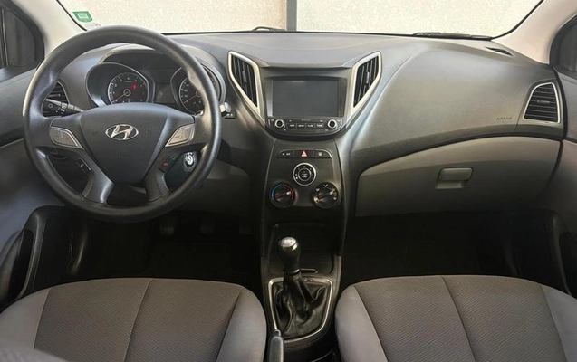imagem-https://www.socarrao.com.br/sc-vehicle-images-prod/2536438/1787921832880-8263331_3_B_4487a995d6.jpeg