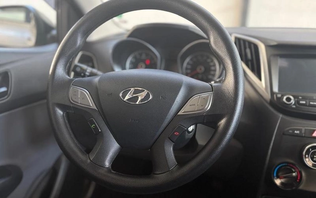 imagem-https://www.socarrao.com.br/sc-vehicle-images-prod/2536438/1787921832882-8263331_0_B_336640dc79.jpeg