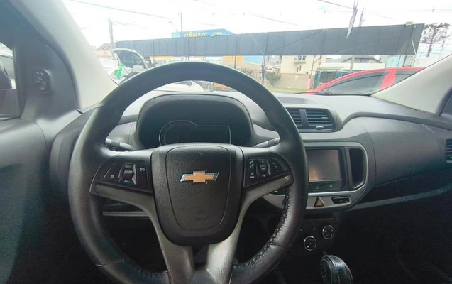imagem-https://www.socarrao.com.br/sc-vehicle-images-prod/2536629/1787262237456-7459570_3_B_4a2517a2c1.jpeg