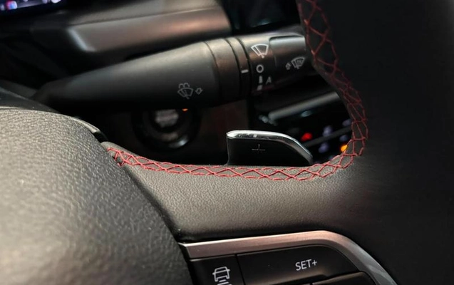 imagem-https://www.socarrao.com.br/sc-vehicle-images-prod/2536683/1789074067493-8263372_1_B_bad189151f.jpeg