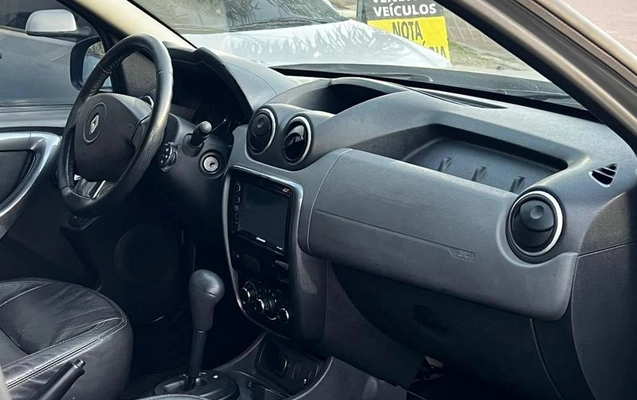 imagem-https://www.socarrao.com.br/sc-vehicle-images-prod/2536776/1789486787601-8263414_0_B_86178ccffa.jpeg