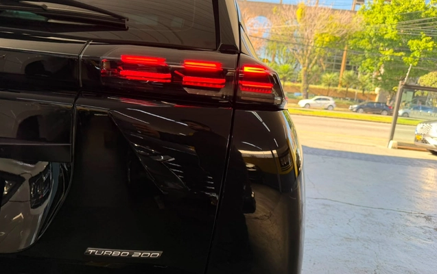 imagem-https://www.socarrao.com.br/sc-vehicle-images-prod/2536829/1783608913749-MjIuanBlZw.jpeg