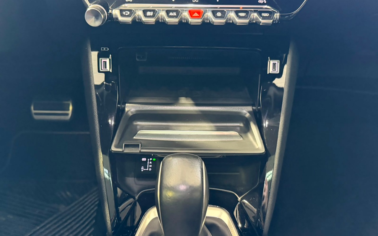 imagem-https://www.socarrao.com.br/sc-vehicle-images-prod/2536829/1783608914004-MjQuanBlZw.jpeg