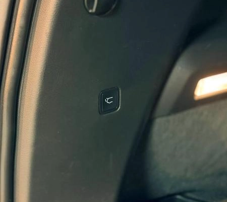 imagem-https://www.socarrao.com.br/sc-vehicle-images-prod/2536985/1789400001796-8254404_2_B_bd40c12cb7.jpeg