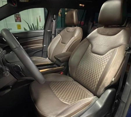 imagem-https://www.socarrao.com.br/sc-vehicle-images-prod/2536985/1789400001811-8254404_6_B_cd90f70475.jpeg