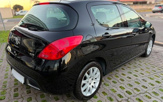 imagem-https://www.socarrao.com.br/sc-vehicle-images-prod/2537708/1792699759465-8159330_3_B_c830637dab.jpeg