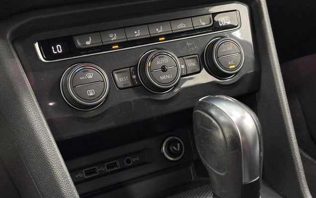 imagem-https://www.socarrao.com.br/sc-vehicle-images-prod/2538119/1789137084863-7615712_11_B_e427da0643.jpeg