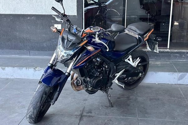 imagem-https://www.socarrao.com.br/sc-vehicle-images-prod/2538261/1787237520074-8263819_1_B_302e5327d5.jpeg