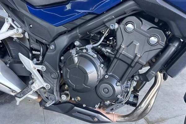 imagem-https://www.socarrao.com.br/sc-vehicle-images-prod/2538261/1787237520080-8263819_7_B_e99a17b8a1.jpeg