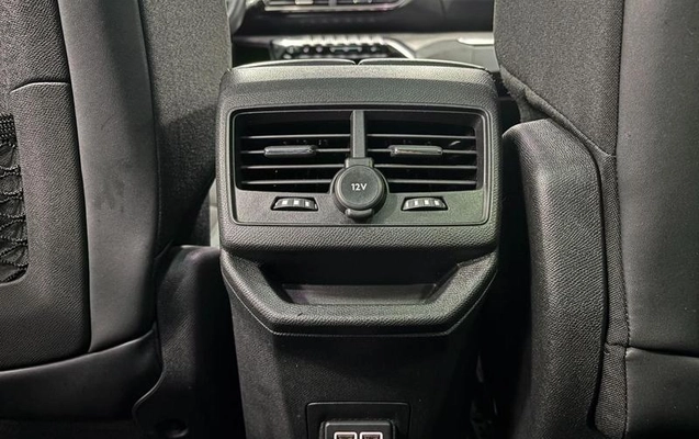 imagem-https://www.socarrao.com.br/sc-vehicle-images-prod/2538382/1789214850035-7397220_7_B_74ae436168.jpeg