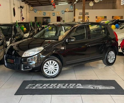 Renault Sandero 2013 Preto — foto 1 de 3