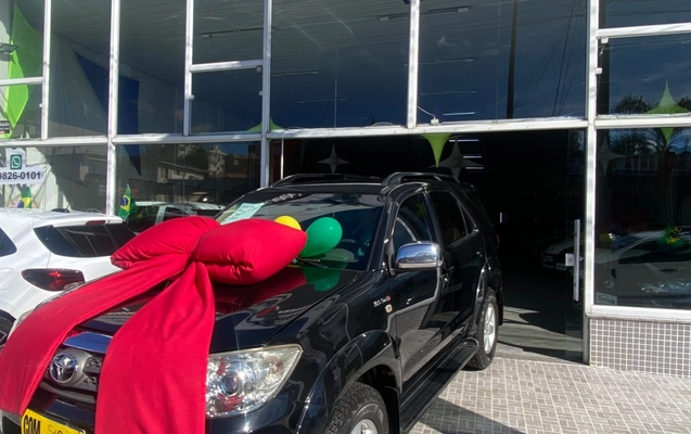 imagem-https://www.socarrao.com.br/sc-vehicle-images-prod/2538757/1783615860780-SU1HXzI1MzEuanBlZw.jpeg