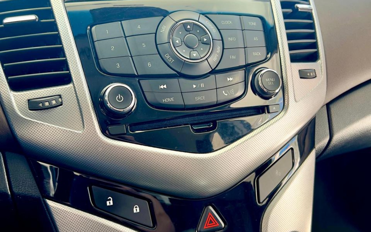 imagem-https://www.socarrao.com.br/sc-vehicle-images-prod/2538801/1784567495618-OC5qcGVn.jpeg