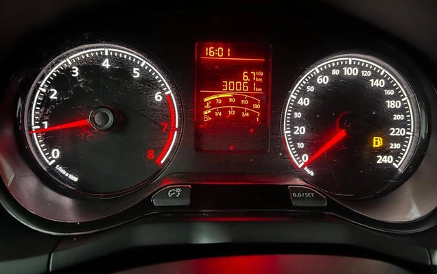 imagem-https://www.socarrao.com.br/sc-vehicle-images-prod/2539176/1789241815180-8117877_7_B_40e17f03fe.jpeg