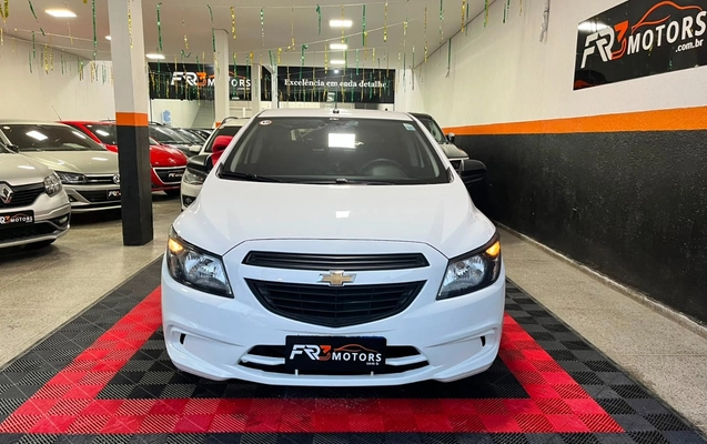 imagem-https://www.socarrao.com.br/sc-vehicle-images-prod/2539209/1784925177563-V2hhdHNBcHAgSW1hZ2UgMjAyNi0wNy0yMyBhdCAxOC4wMC4xNyAoMSkuanBlZw.jpeg