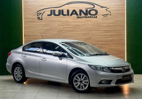 Honda Civic 2014 Prata — foto 1 de 3