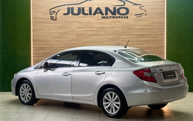 imagem-https://www.socarrao.com.br/sc-vehicle-images-prod/2539387/1787922738881-8OrCftrUtwBu6Bpwfn5HxzAUouavfHJ9.jpg