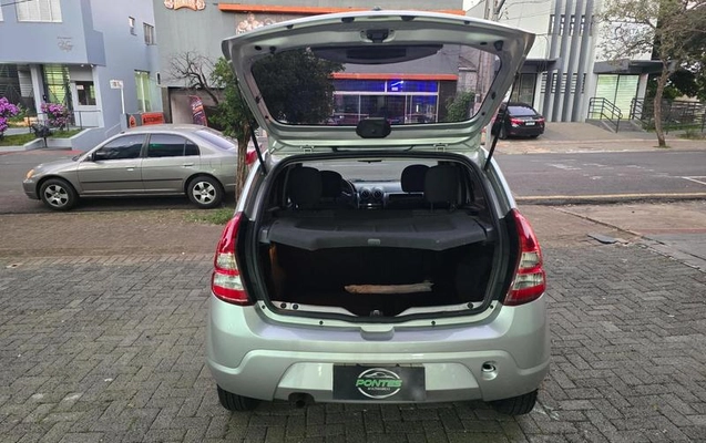 imagem-https://www.socarrao.com.br/sc-vehicle-images-prod/2539683/1785878342769-8206591_9_B_2ebd31b1c5.jpeg