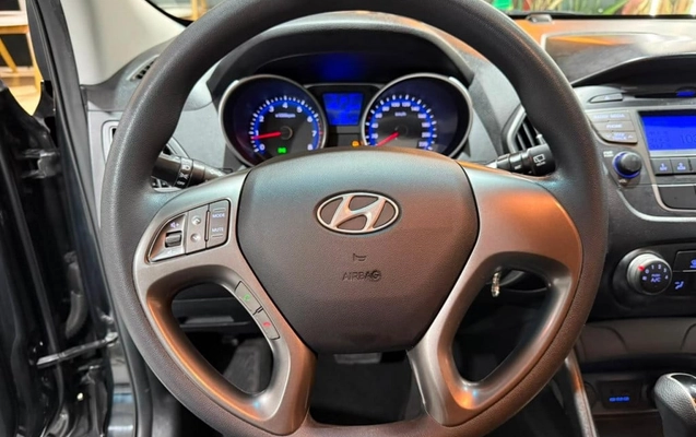 imagem-https://www.socarrao.com.br/sc-vehicle-images-prod/2540015/1783620518053-vehicle_image_1783620501_cc1e3585c226a11b4b5ed1fe37b780a8.jpeg