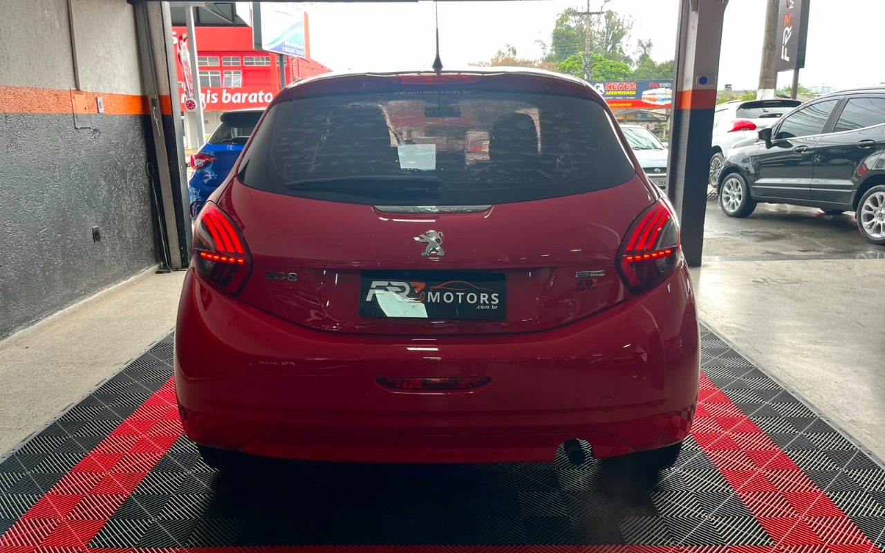 imagem-https://www.socarrao.com.br/sc-vehicle-images-prod/2540135/1783621023581-V2hhdHNBcHAgSW1hZ2UgMjAyNi0wNy0wMSBhdCAxMS41NC4wOCAoMykuanBlZw.jpeg