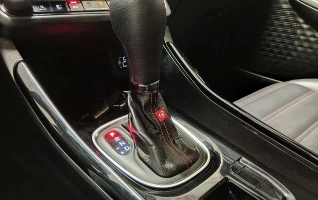 imagem-https://www.socarrao.com.br/sc-vehicle-images-prod/2540191/1783621028920-NVVGjSeLTpo0l1OJndQAAArT1iroG4r0.jpg