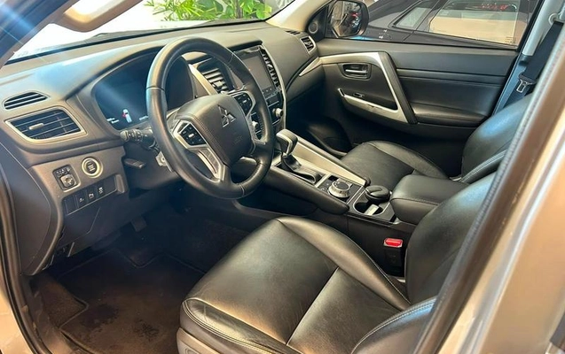 imagem-https://www.socarrao.com.br/sc-vehicle-images-prod/2540477/1787343188336-8240860_3_B_d3b77bbe95.jpeg
