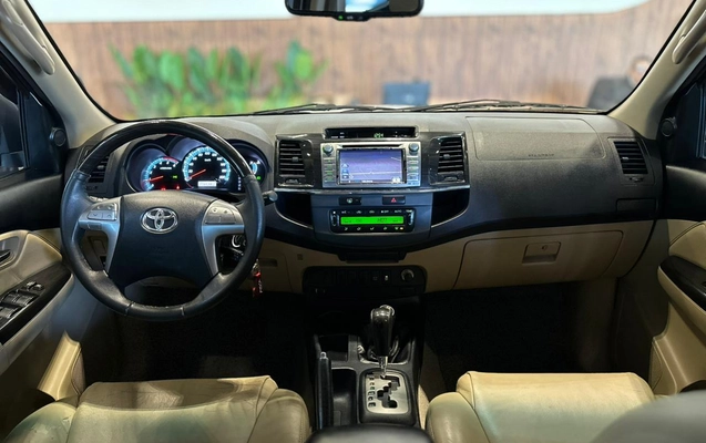 imagem-https://www.socarrao.com.br/sc-vehicle-images-prod/2540578/1785949086054-3b3df1d0c80b4034855c7ffe25973650_1783622280946.jpg